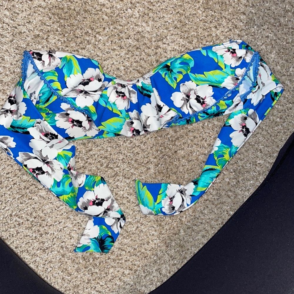 Hollister Swim Top